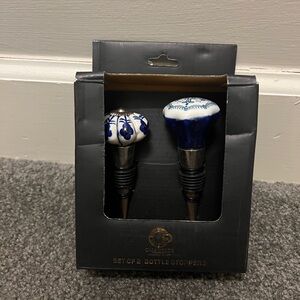 NWT Ceramic Bottle Stoppers